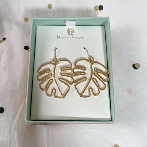 NWT House of Harlow 1960 Gold Tone Hammered Leaf Dangle Earrings